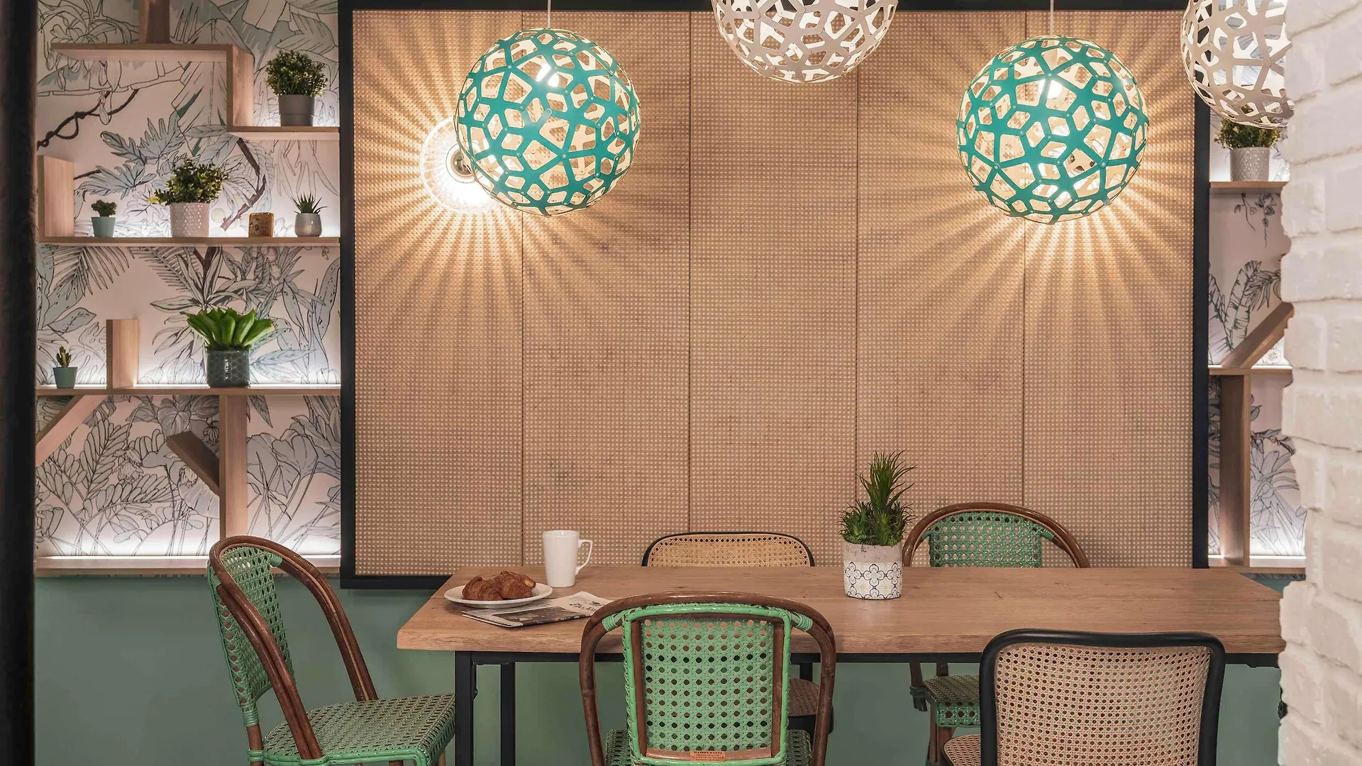 Ibis Styles Paris Montmartre Nord Hotel 3*,